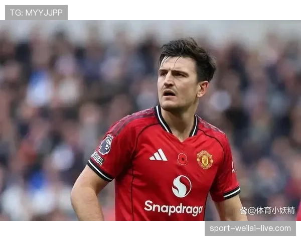 B费在曼联重建中承担怎样的核心角色与责任？