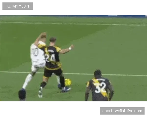 假摔判罚为何总难界定？裁判与VAR视角全解析